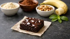 Flourless sugar-free brownies that are actually fudgy (with oven and microwave options)