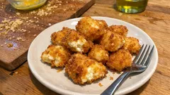 Ricotta Fritta: Crispy Fried Ricotta Bites with a Creamy Center