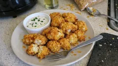 Crunchy Air Fryer Cauliflower Nuggets With a Cornflake Crust (15 Minutes)